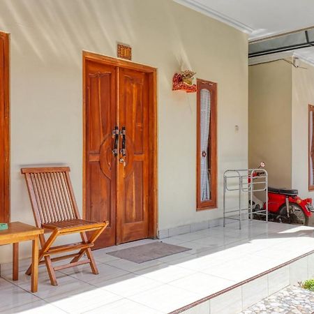 Nibugi Guest House Toyapakeh Buitenkant foto