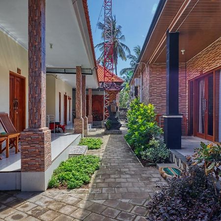 Nibugi Guest House Toyapakeh Buitenkant foto